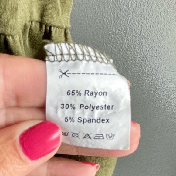 Women Army Green Short Sleeve Peplum Tee Shirt Blouse with Button Accents - Picture 5 of 5